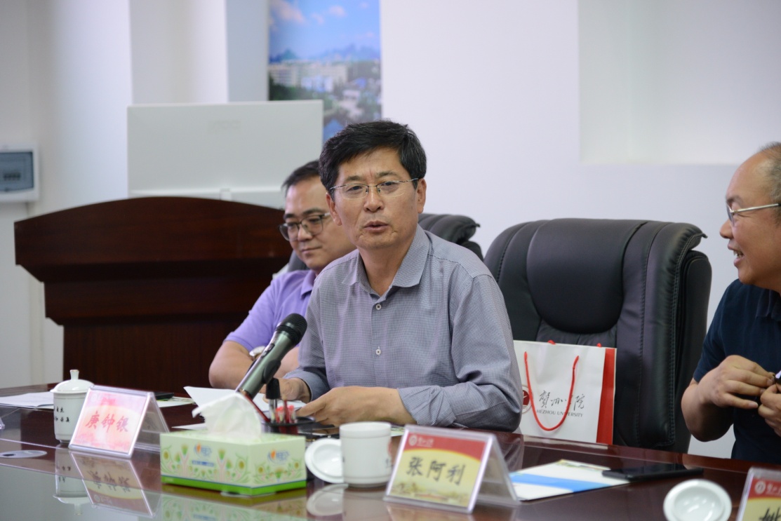 教育部高校戏剧与影视学类专业教学指导委员会委员庚钟银教授