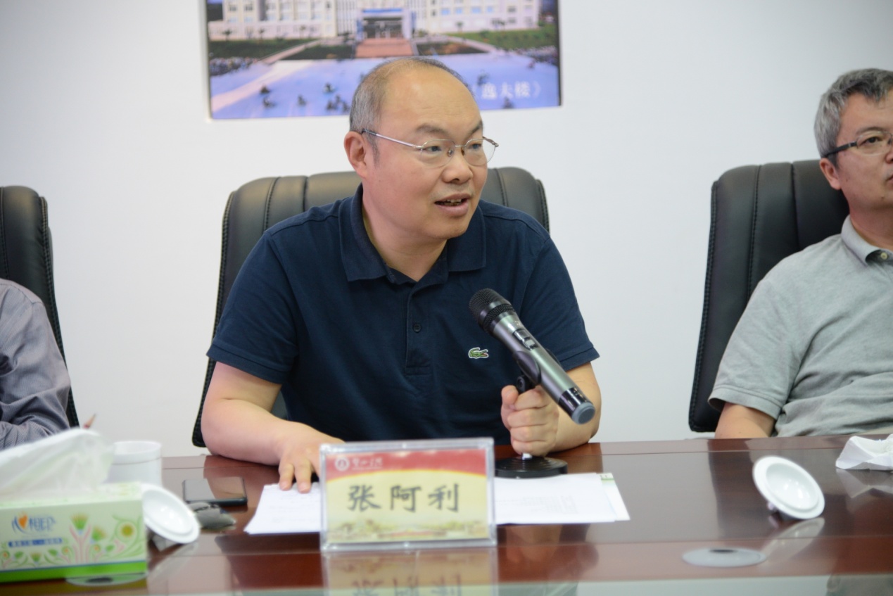 教育部高校戏剧与影视学类专业教学指导委员会委员张阿利教授