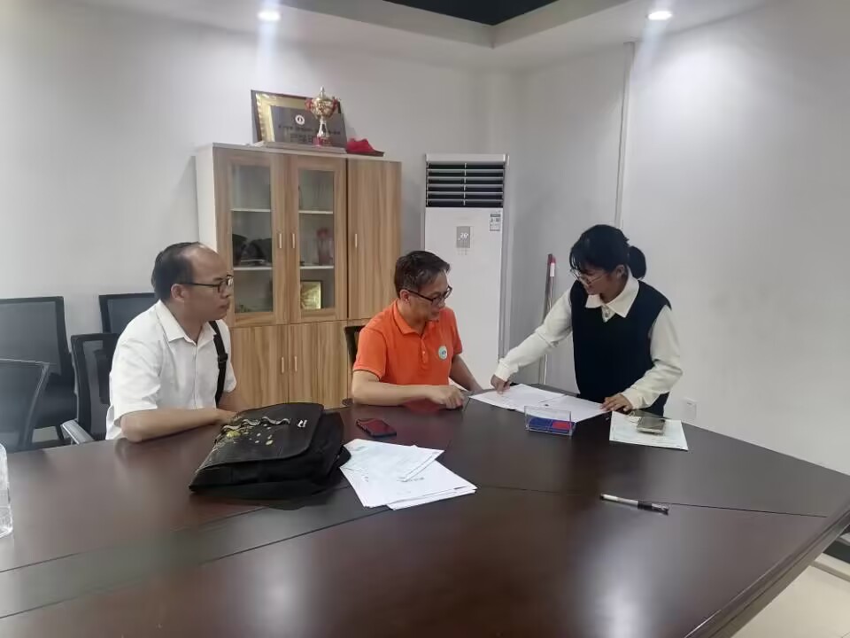 毕业生现场签约